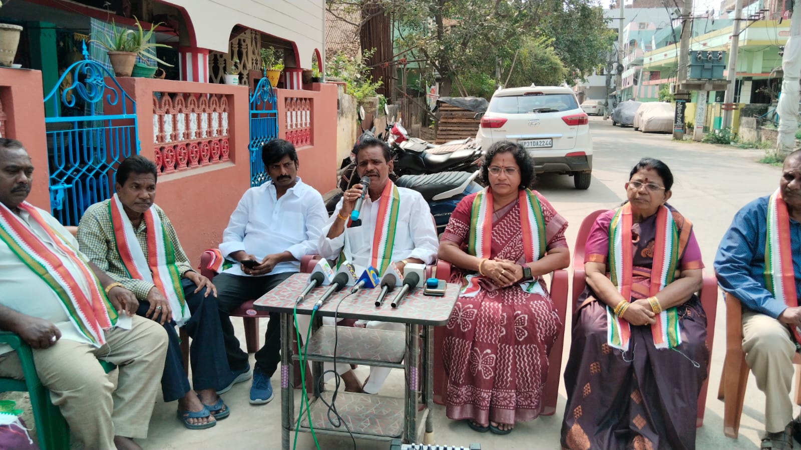 Special status only possible because of Congress - Murali